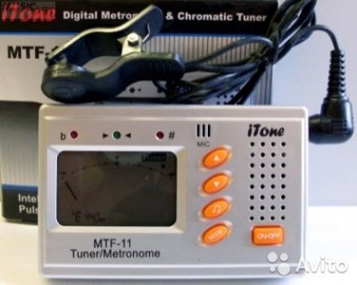 iTone MTF-11тюнер-метроном хроматический с пьезодачником, ЖК экран, 3 светодиода, батарейка ААА*2