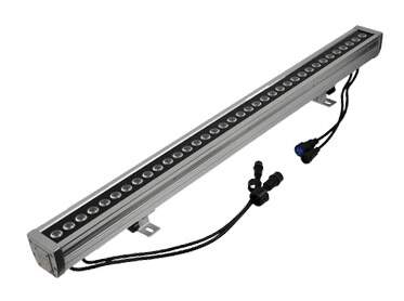 PL linea 24 IP65 LED:  24 шт. по 3 Вт (3W tri in one) RGB