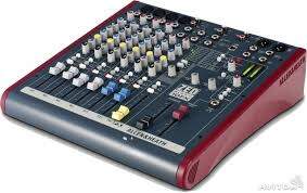 Allen & Heath ZED60-10FX Микшерный пульт