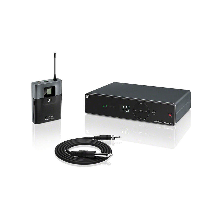 Sennheiser XSW 1-CI1-B - инструментальная радиосистема с поясным передатчиком