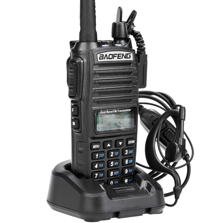 Радиостанция Baofeng UV-82 (8W) 2 режима мощности с гарнитурой / наушная гарнитура
