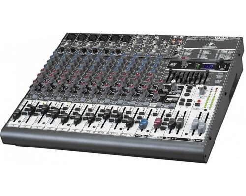 Behringer XENYX 1832FX