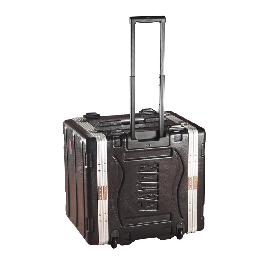 GATOR GRR-6L - рэковый кейс на 6U, стальные рельсы, глубина 19", на колесах, пластик, вес 8,15кг