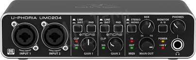 Аудиоинтерфейс BEHRINGER UMC204