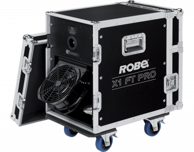Robe X1 FT Pro Генератор тумана/дыма Мощность: 1500Вт., Выход: 99 м3/мин., Емкость бака: 5л.